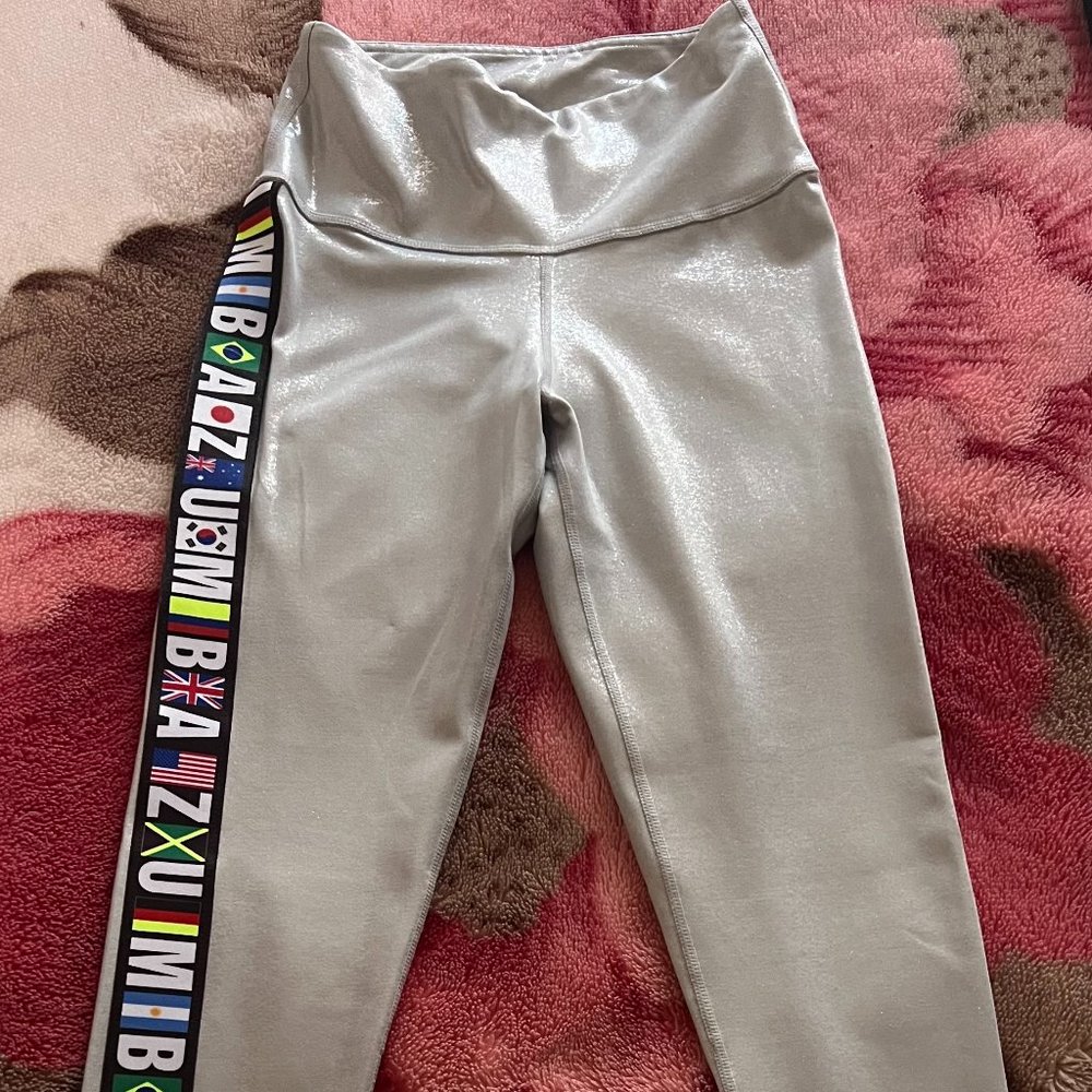 Zumba silver leggings in XS